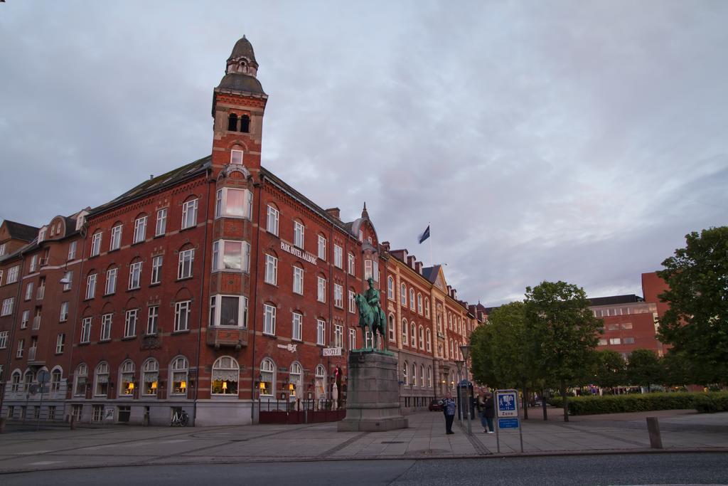 Minotel Park Ålborg Exteriör bild